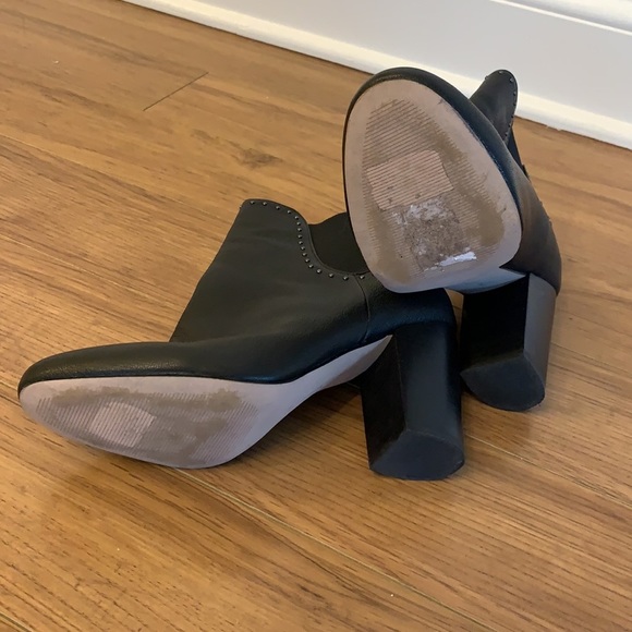 💕HP💕Saks Fifth Avenue black leather studded boots - Picture 9 of 16